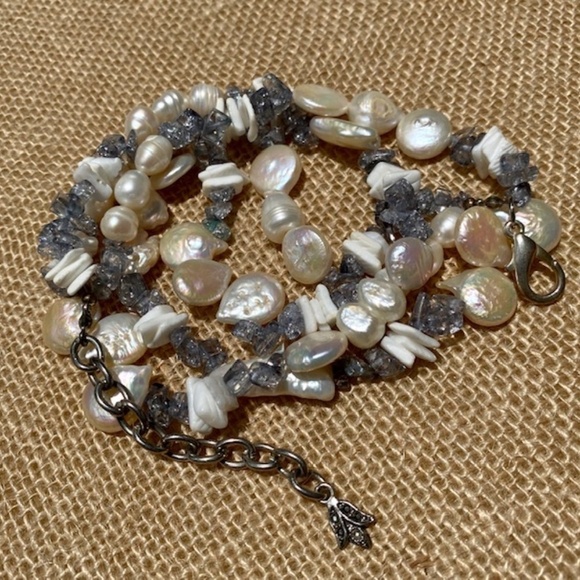 Necklace Pearl Freshwater Authentic double stranded and grey stone necklace. SS - Picture 9 of 10